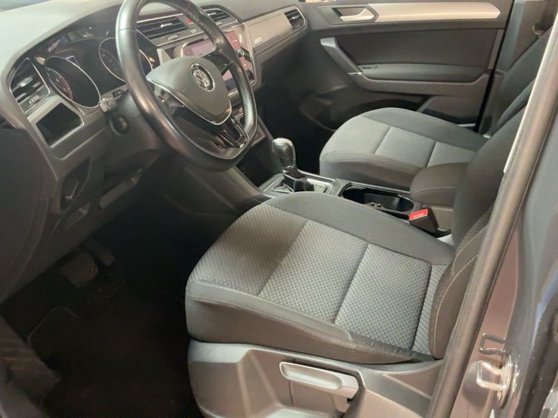 Volkswagen Touran 1.5 TSI ACT Comfortline BlueMotion Tech 2019 – снимка 17