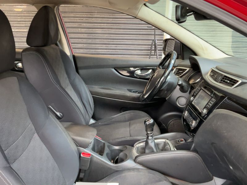 Nissan Qashqai 1.6 dCi 360 2017 – снимка 16
