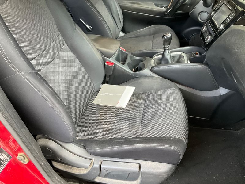 Nissan Qashqai 1.6 dCi 360 2017 – снимка 27