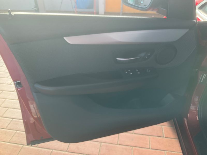 BMW 2er 220i Active Tourer 2015 – снимка 39