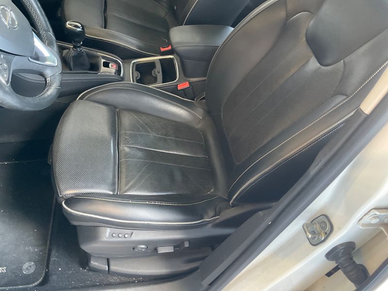 Opel Grandland X 1.2 Turbo Elite 2017 – снимка 22