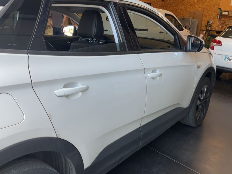 Opel Grandland X 1.2 Turbo Elite 2017 – снимка 10