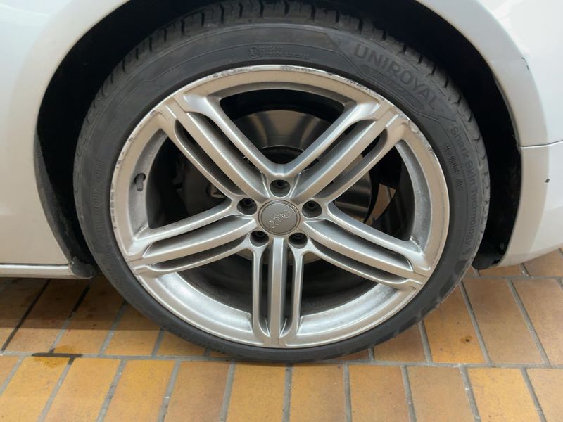 Audi A5 2.0 TFSI 2010 – снимка 11
