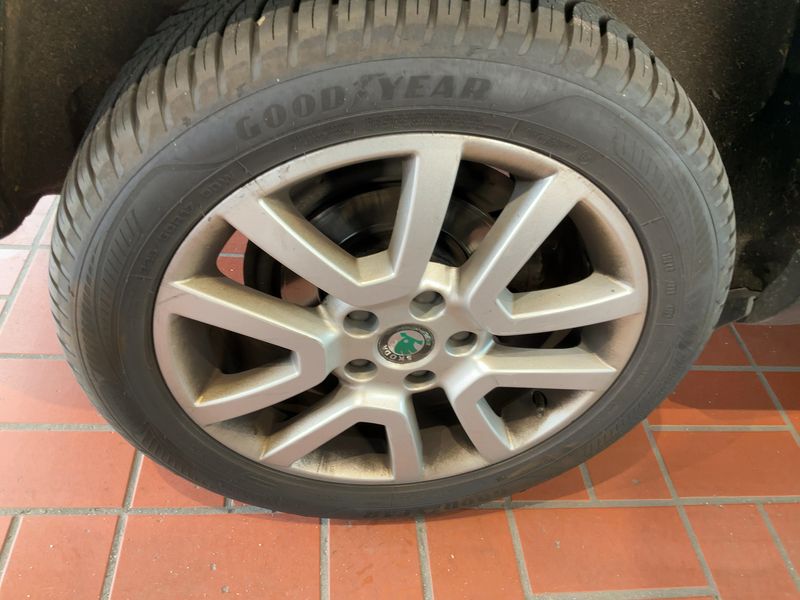 Skoda Yeti 1.2 TSI Ambition Plus Edition 2013 – снимка 9