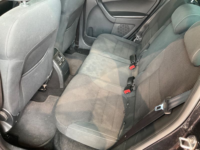Skoda Yeti 1.2 TSI Ambition Plus Edition 2013 – снимка 43