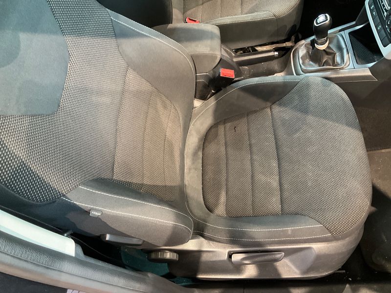 Skoda Yeti 1.2 TSI Ambition Plus Edition 2013 – снимка 45