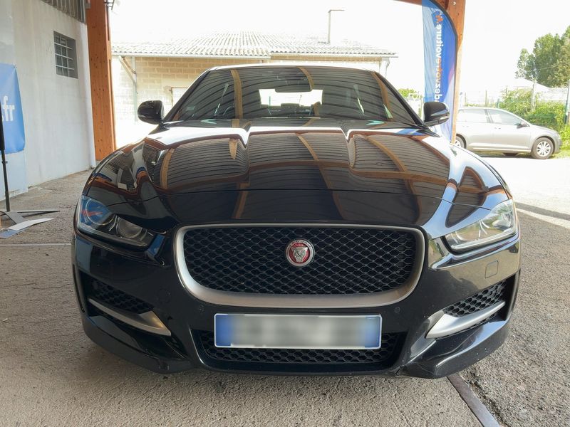 Jaguar XE 20d R-Sport 2017 – снимка 15
