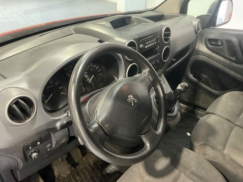 Peugeot Partner 1.6 Blue-HDi L1 Komfort Plus 2016 – снимка 28