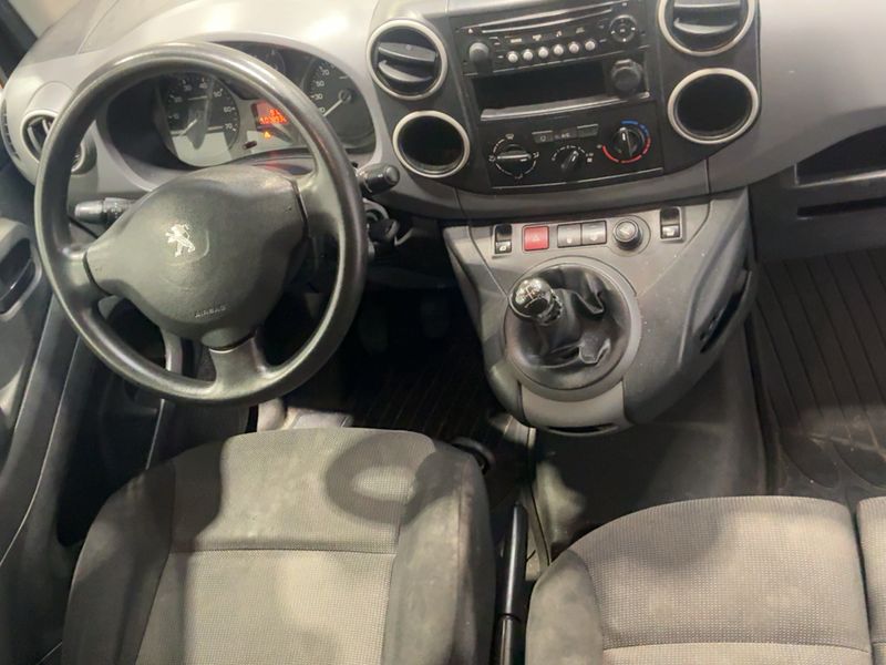Peugeot Partner 1.6 Blue-HDi L1 Komfort Plus 2016 – снимка 17