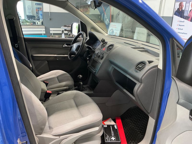 Volkswagen Caddy 1.6 Life 2004 – снимка 3