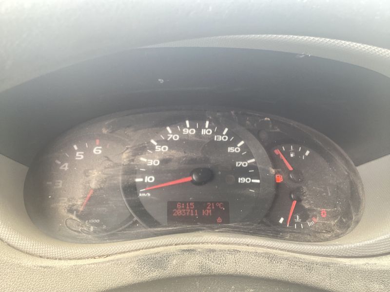 Nissan NV400 2.3 dCi L2H2 3,5t Comfort 2015 – снимка 18