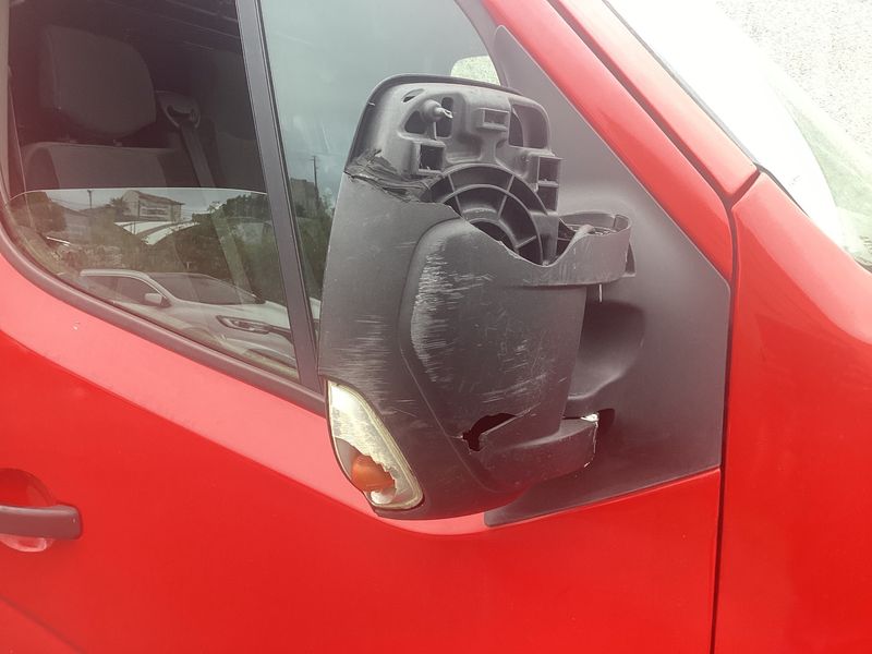 Nissan NV400 2.3 dCi L2H2 3,5t Comfort 2015 – снимка 25