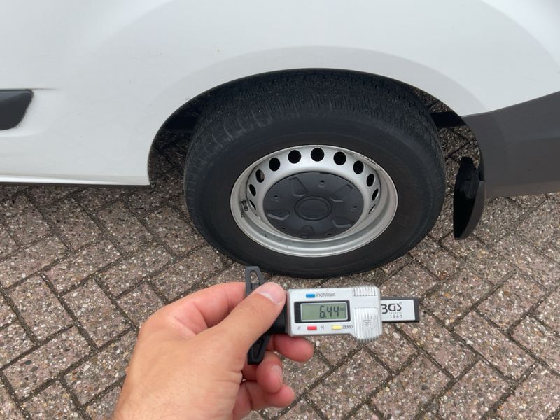 Ford Transit 2.2 TDCi 270 L1 2015 – снимка 5
