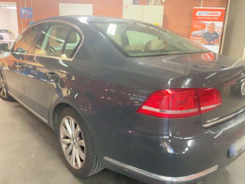 Volkswagen Passat 2.0 TDI Comfortline BlueMotion Tech 2012 – снимка 3