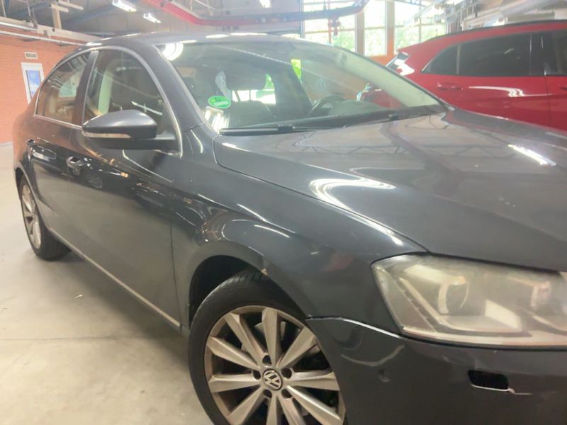 Volkswagen Passat 2.0 TDI Comfortline BlueMotion Tech 2012 – снимка 8