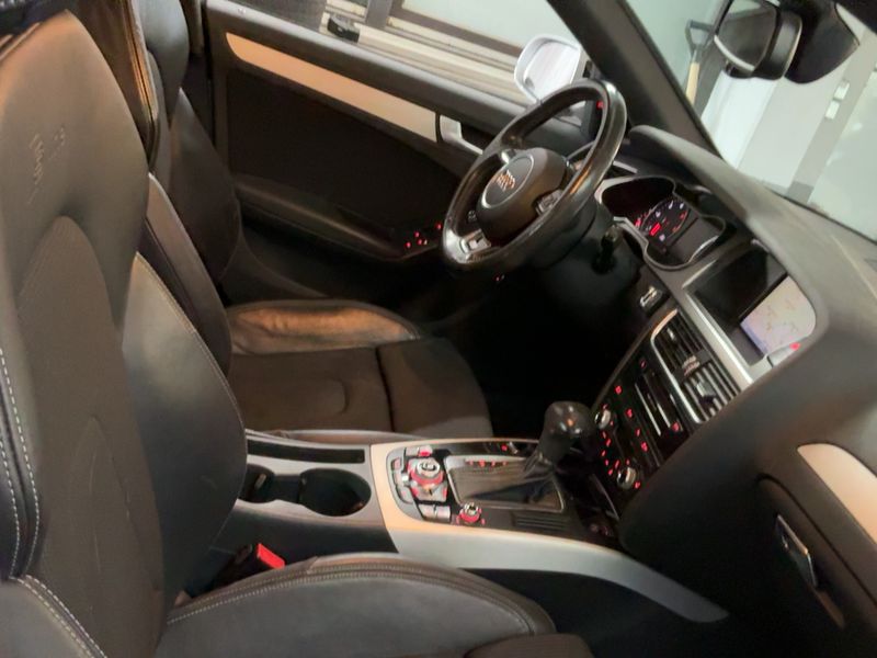Audi A4 2.0 TDI quattro S line Sportpaket plus 2014 – снимка 16