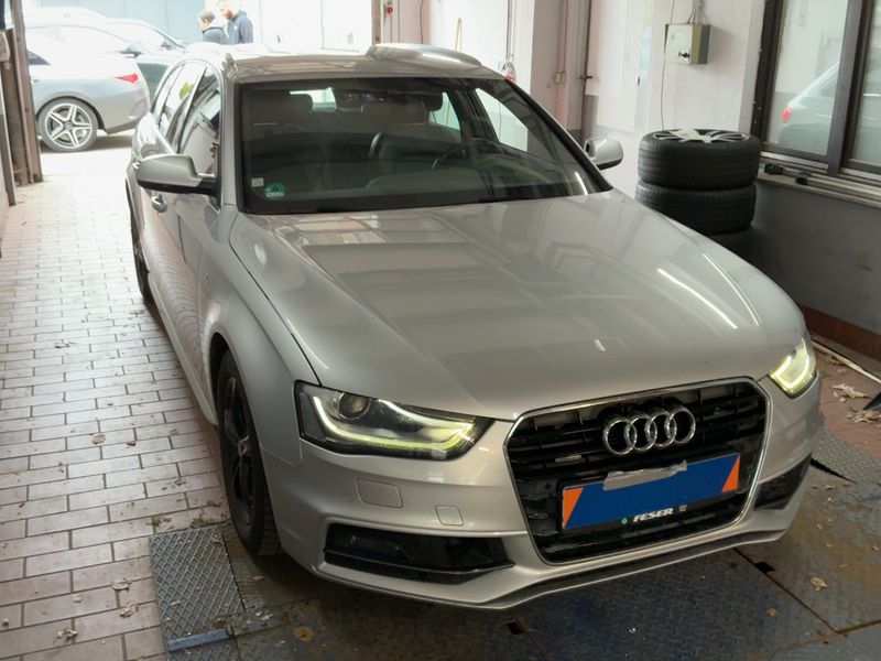 Audi A4 2.0 TDI quattro S line Sportpaket plus 2014 – снимка 12