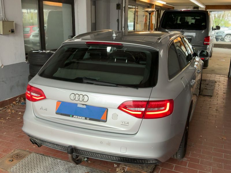 Audi A4 2.0 TDI quattro S line Sportpaket plus 2014 – снимка 8