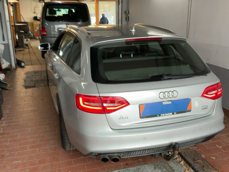 Audi A4 2.0 TDI quattro S line Sportpaket plus 2014 – снимка 6