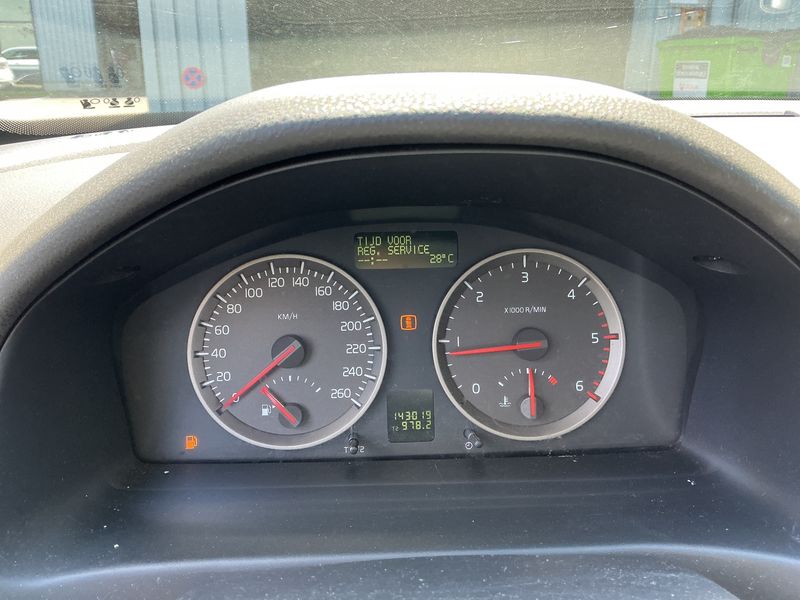 Volvo S40 2.0 D 2006 – снимка 4