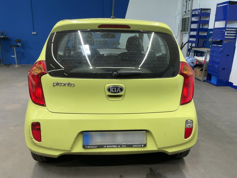 Kia Picanto 1.0 FIFA World Cup Edition 2014 – снимка 7