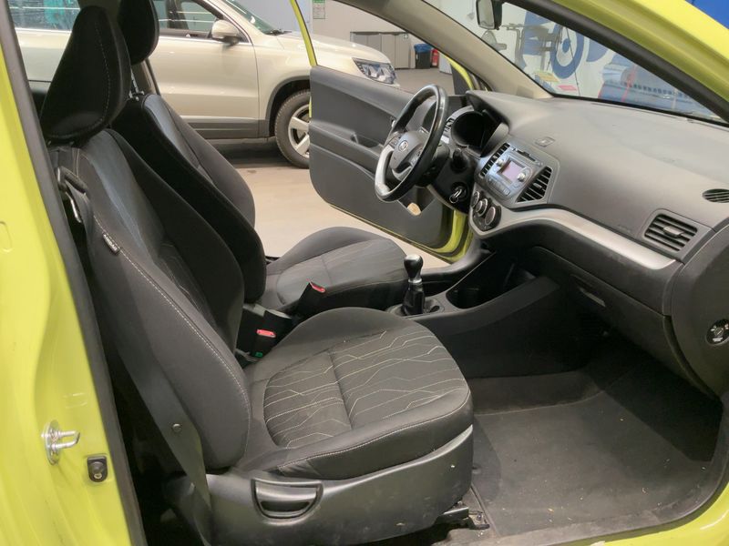 Kia Picanto 1.0 FIFA World Cup Edition 2014 – снимка 17