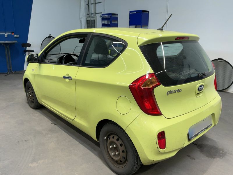 Kia Picanto 1.0 FIFA World Cup Edition 2014 – снимка 6
