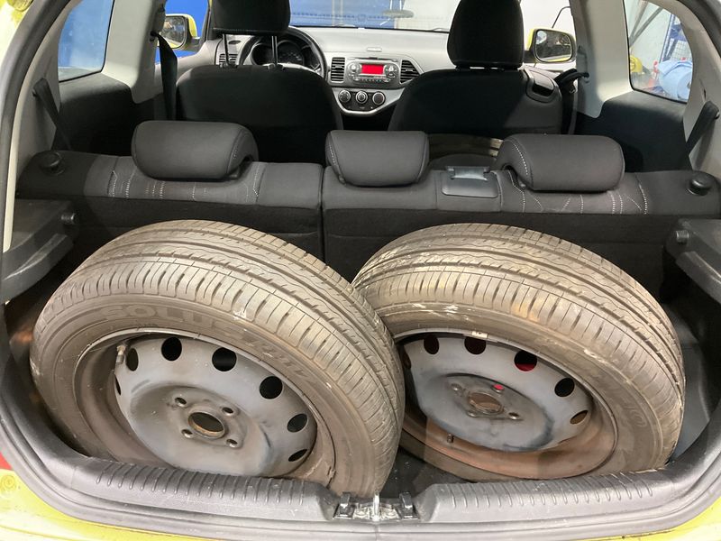 Kia Picanto 1.0 FIFA World Cup Edition 2014 – снимка 15