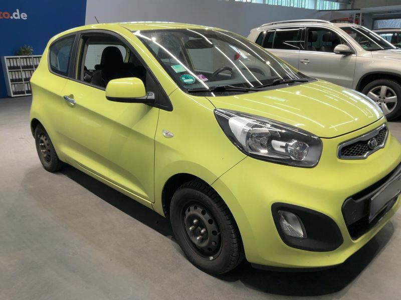 Kia Picanto 1.0 FIFA World Cup Edition 2014 – снимка 12