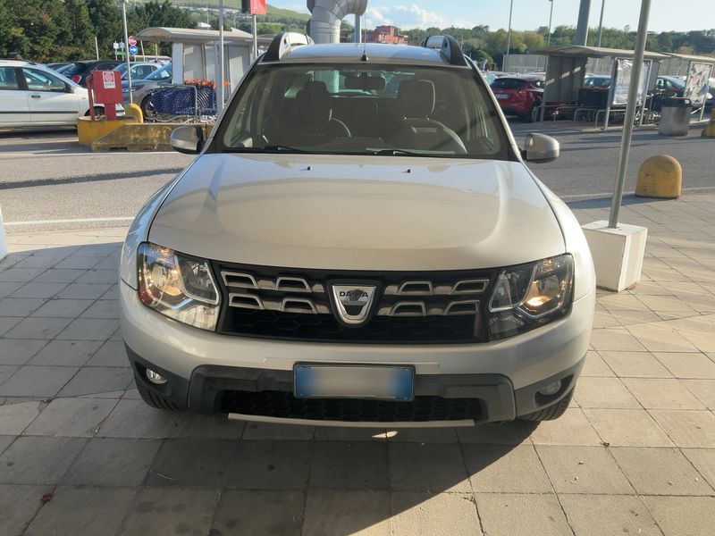 Dacia Duster 1.5 dCi Laureate 4x2 2014 – снимка 14