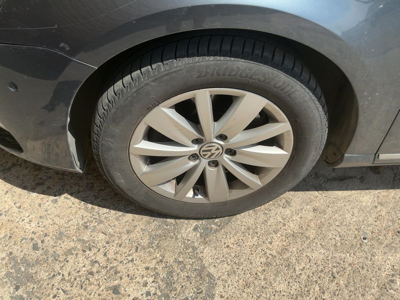 Volkswagen Passat 2.0 TDI Comfortline BlueMotion Tech 2014 – снимка 16
