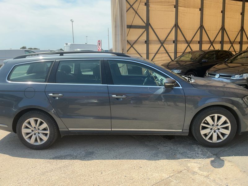 Volkswagen Passat 2.0 TDI Comfortline BlueMotion Tech 2014 – снимка 7