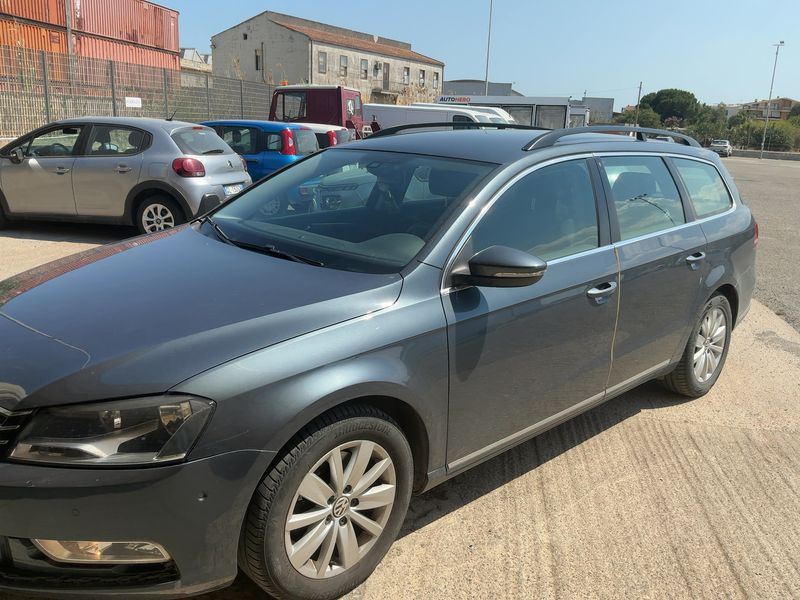 Volkswagen Passat 2.0 TDI Comfortline BlueMotion Tech 2014 – снимка 2