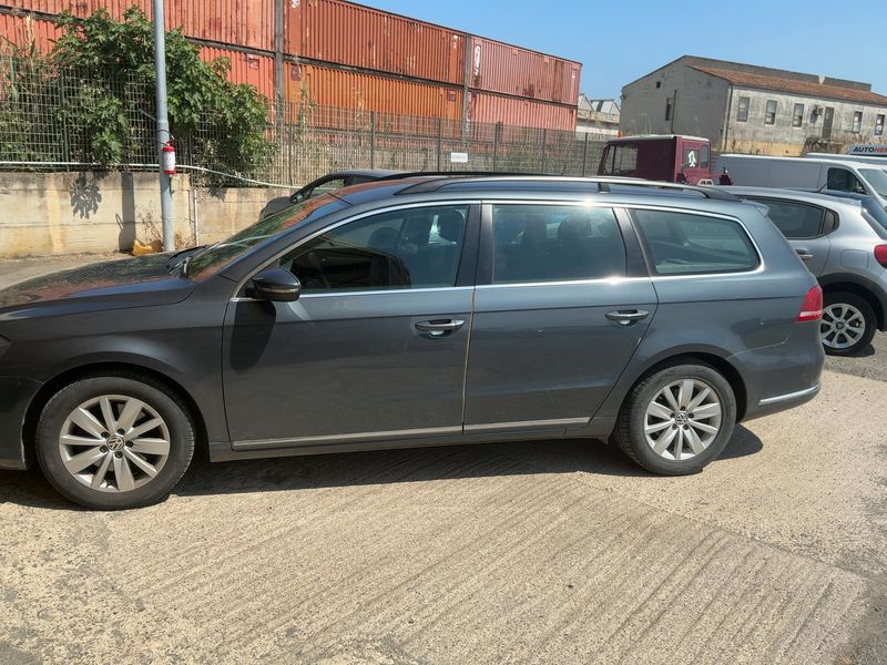 Volkswagen Passat 2.0 TDI Comfortline BlueMotion Tech 2014 – снимка 4