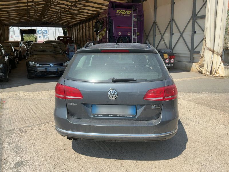 Volkswagen Passat 2.0 TDI Comfortline BlueMotion Tech 2014 – снимка 5