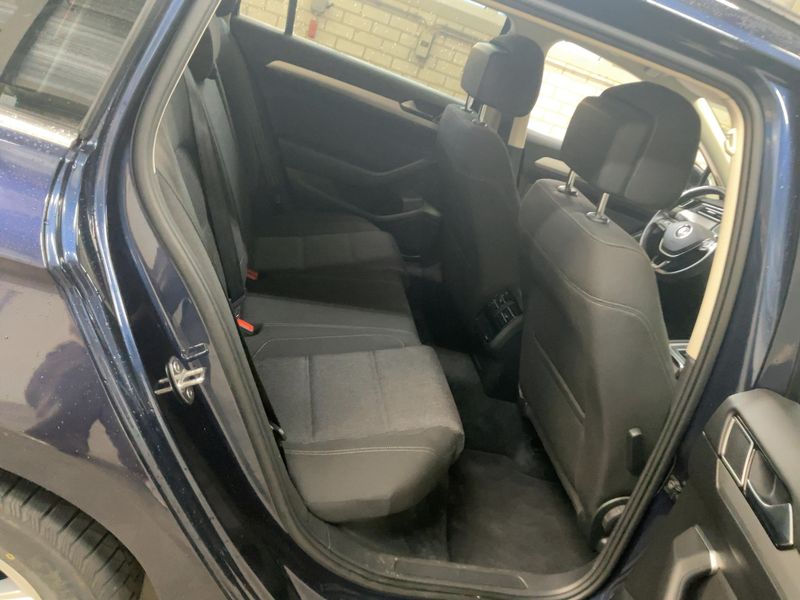 Volkswagen Passat 2.0 TSI Comfortline BlueMotion Tech 2016 – снимка 19