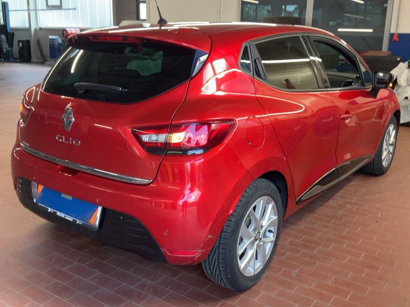 Renault Clio 1.2 Limited 2018 – снимка 8