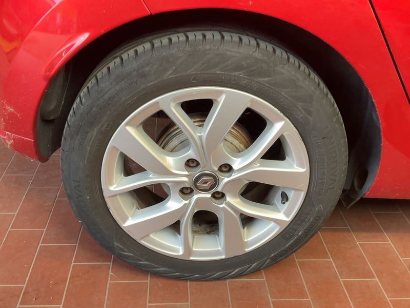 Renault Clio 1.2 Limited 2018 – снимка 9