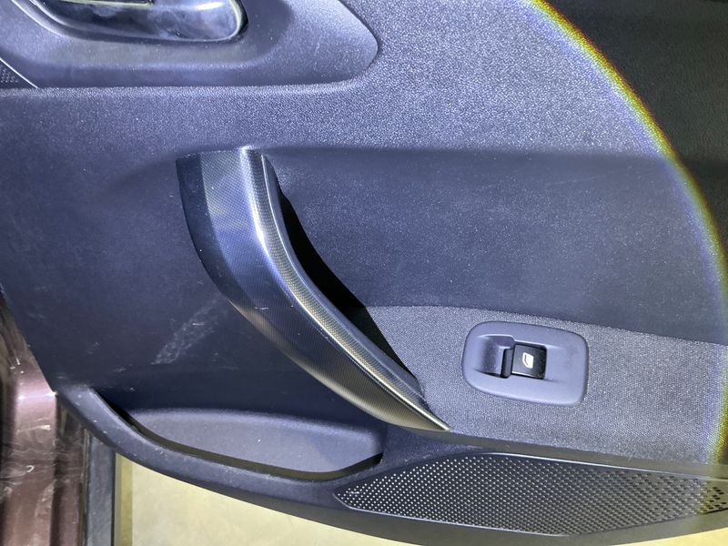 Peugeot 2008 1.6 Blue-HDi Allure 2015 – снимка 30