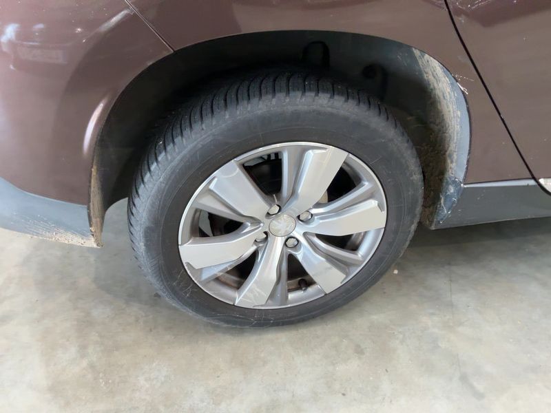 Peugeot 2008 1.6 Blue-HDi Allure 2015 – снимка 9