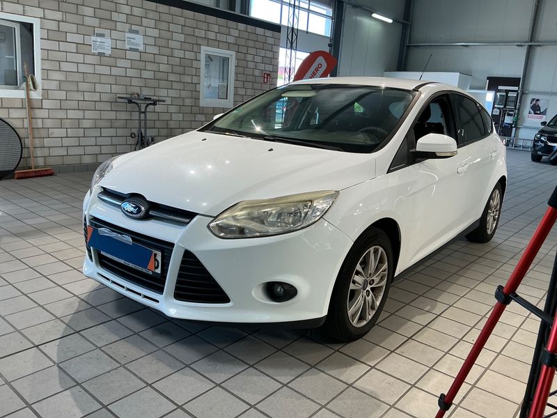 Ford Focus 1.6 Ti-VCT Trend 2011 – снимка 1