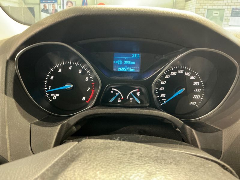 Ford Focus 1.6 Ti-VCT Trend 2011 – снимка 4