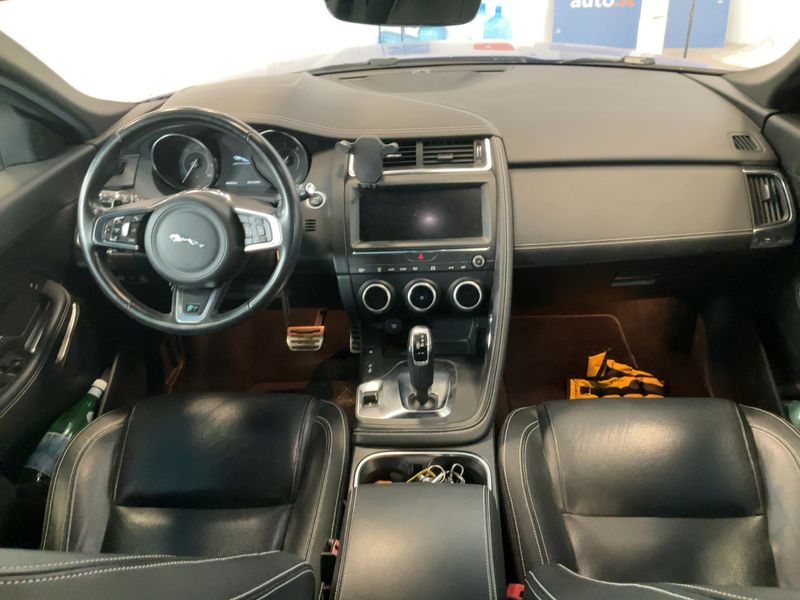 Jaguar E-Pace D150 R-Dynamic S AWD 2019 – снимка 17