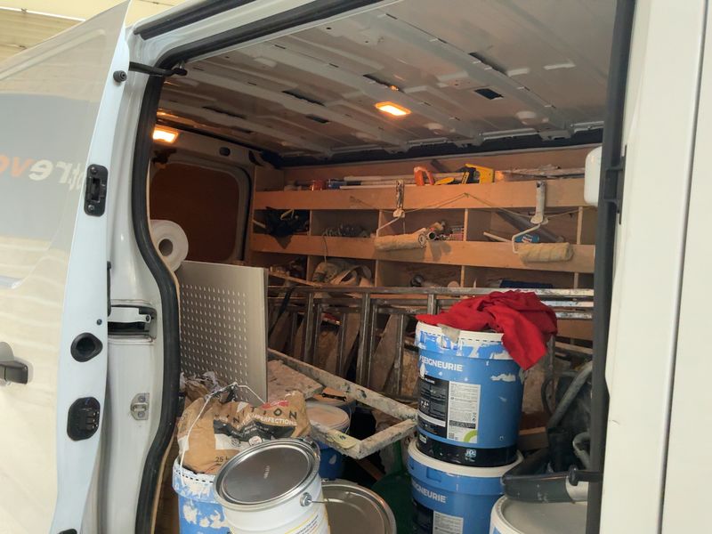 Renault Trafic 2.0 BLUE dCi L2H1 3T Confort 2023 – снимка 19