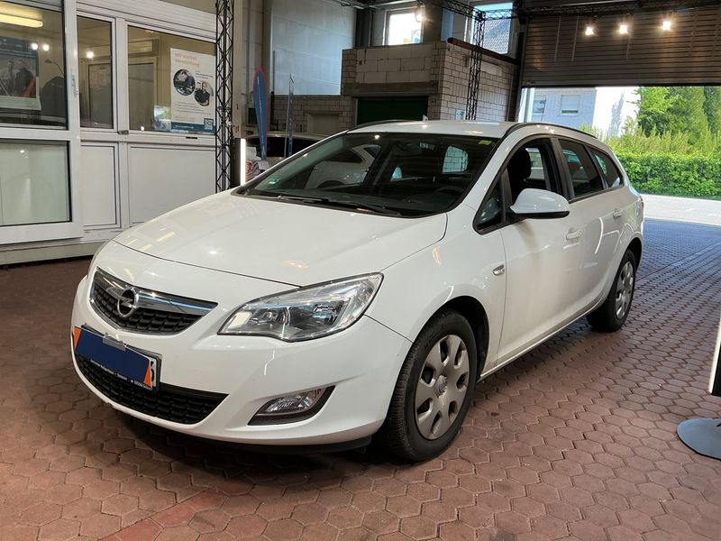Opel Astra 1.4 Selection 2012 – снимка 1