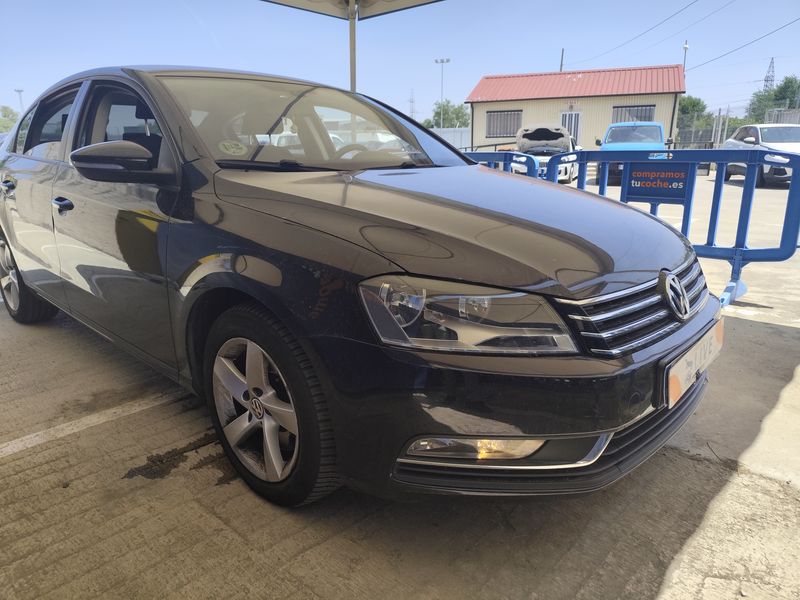 Volkswagen Passat 2.0 TDI Edition BlueMotion Tech 2011 – снимка 6