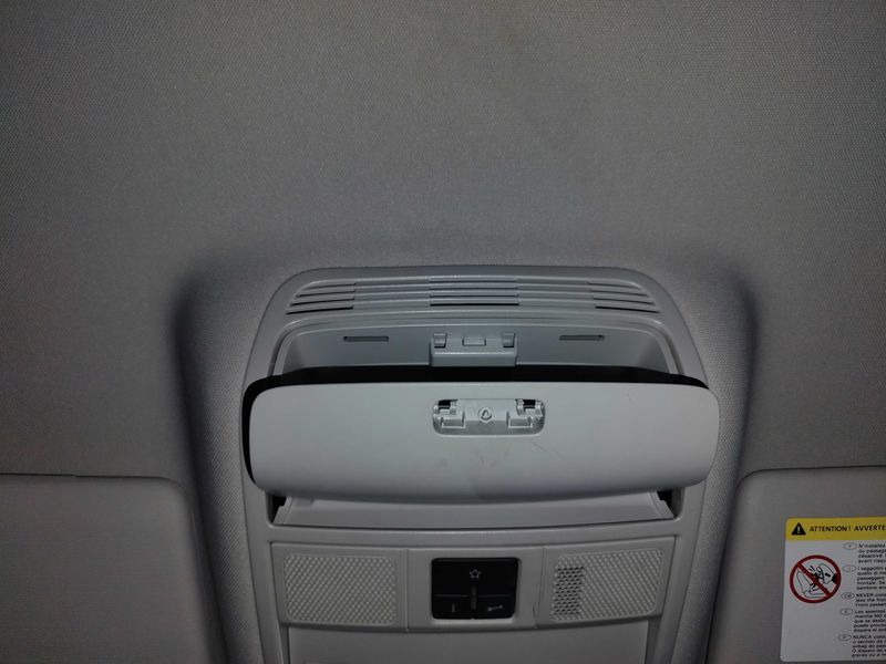 Volkswagen Passat 2.0 TDI Edition BlueMotion Tech 2011 – снимка 25