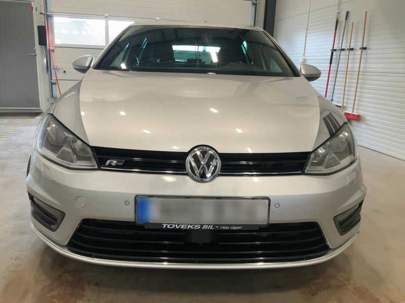 Volkswagen Golf VII 2.0 TDI Highline 4Motion BlueMotion Tech 2016 – снимка 14