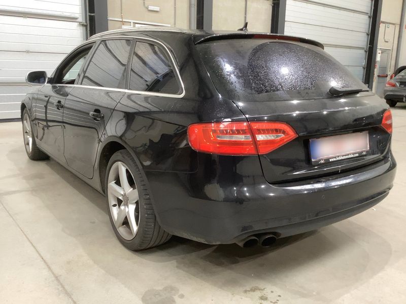 Audi A4 2.0 TDI Ambiente 2012 – снимка 3