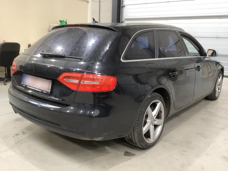 Audi A4 2.0 TDI Ambiente 2012 – снимка 6